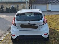 Gebraucht Ford Fiesta Titanium 101 PS (74 kW) 2014 Weiß Kleinwagen