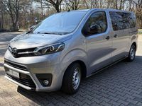 Gebraucht Toyota Proace Team 177 PS (130 kW) 2023 Grau Van / Kleinbus