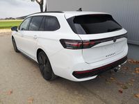 Neu VW Passat R-line 220 PS (161 kW) 2025 Candyweiß Kombi