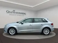 Gebraucht Audi A3 Attraction 125 PS (91 kW) 2016 Florettsilber metallic Limousine