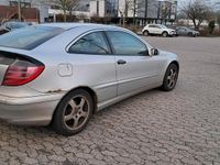 Gebraucht Mercedes C180 95 PS (69 kW) 2001 Silber Limousine