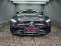 Gebraucht Mercedes CLS300 AMG line 265 PS (194 kW) 2023 Grau Coupé