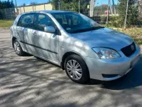 Gebraucht Toyota Corolla 95 PS (69 kW) 2004 Silber Limousine