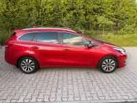 Używany Kia Ceed 135 KM (99 kW) 2018 Czerwony Hatchback