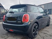 Gebraucht Mini Cooper 136 PS (100 kW) 2020 Schwarz Kleinwagen