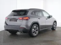 Gebraucht Mercedes GLA220 Progressive 190 PS (139 kW) 2025 Grau SUV