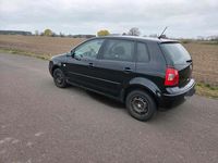 Gebraucht VW Polo 64 PS (47 kW) 2004 Schwarz Kleinwagen