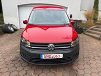 Gebraucht VW Caddy Trendline 150 PS (110 kW) 2018 Rot Van / Kleinbus