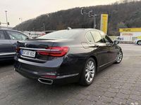 Gebraucht BMW 730 Executive 265 PS (194 kW) 2016 Grau Limousine