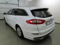 Gebraucht Ford Mondeo Titanium 179 PS (131 kW) 2015 Frostweiß Limousine