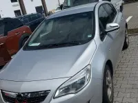 Usata Opel Astra 125 CV (91 kW) 2012 Argento Berlina