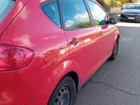 Second-hand Seat Altea Reference 102 CP (75 kW) 2004 Roșu Monovolum