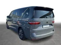 Gebraucht VW Multivan Energetic 150 PS (110 kW) 2023 Pure grey Van / Kleinbus