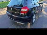 Gebraucht BMW 116 115 PS (84 kW) 2006 Schwarz Kleinwagen