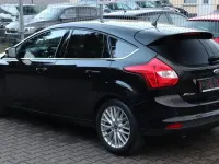 Gebraucht Ford Focus Champions Edition 95 PS (69 kW) 2011 Schwarz Limousine