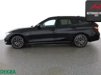 Gebraucht BMW 320e M Sport 204 PS (150 kW) 2022 Black sapphire Kombi