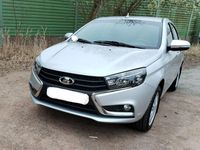 Second-hand Lada Vesta 106 CP (77 kW) 2017 Argintiu Berlinǎ