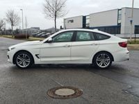 Gebraucht BMW 320 Sport Line 184 PS (135 kW) 2019 Weiß Limousine