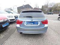 Gebraucht BMW 320 Comfort Edition 170 PS (125 kW) 2010 Blau Kombi