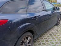Usado Ford Focus Trend 105 CV (77 kW) 2013 Azul Familiar
