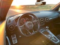 Gebraucht Audi TT S-Line 230 PS (169 kW) 2015 Silber Coupé