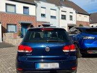 Gebraucht VW Golf VI 105 PS (77 kW) 2011 Blau Kleinwagen