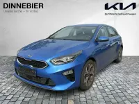 Gebraucht Kia Ceed Spirit 140 PS (102 kW) 2018 Blau Kleinwagen
