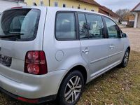 Gebraucht VW Touran 105 PS (77 kW) 2009 Grau Van / Kleinbus