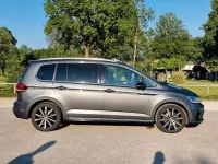 Gebraucht VW Touran R-line 150 PS (110 kW) 2019 Grau Van / Kleinbus