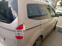 Gebraucht Ford Tourneo Courier 101 PS (74 kW) 2014 Gold Van / Kleinbus