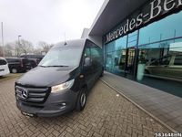 Gebraucht Mercedes Sprinter 170 PS (125 kW) 2023 Obsidianschwarz metallic Van