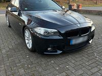Gebraucht BMW 550 450 PS (330 kW) 2014 Schwarz Limousine