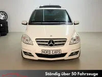 Gebraucht Mercedes B200 Sport Edition 193 PS (141 kW) 2010 Calcitweiss/zirrusweiss Van / Kleinbus