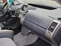 Gebraucht Toyota Prius 75 PS (55 kW) 2008 Silber Kleinwagen