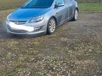 Gebraucht Opel Astra Selection 140 PS (102 kW) 2013 Grau Limousine