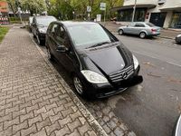 Second-hand Mercedes A160 82 CP (60 kW) 2012 Negru Break