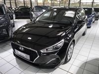 Gebraucht Hyundai i30 99 PS (72 kW) 2020 Schwarz Limousine