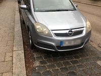 Gebraucht Opel Zafira 150 PS (110 kW) 2006 Silber Van / Kleinbus