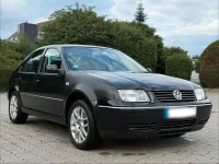 Gebraucht VW Bora 116 PS (85 kW) 2002 Schwarz Limousine