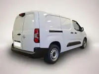 Gebraucht Opel Combo Basis 131 PS (96 kW) 2025 Manufacturer Van / Kleinbus