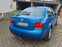Gebraucht VW Bora 115 PS (84 kW) 1999 Blau Limousine