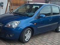 Gebraucht Ford Fiesta Ghia 101 PS (74 kW) 2008 Blau Kleinwagen
