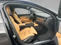 Usata Volvo V90 Ultra 455 CV (334 kW) 2025 Nero Station wagon
