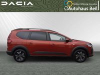 Neu Dacia Jogger Expression 94 PS (69 kW) 2025 Terracottabraun metallic Van / Kleinbus