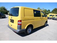Gebraucht VW T5 84 PS (61 kW) 2011 Ginstergelb r1032 Van