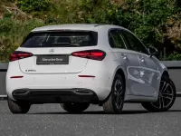 Gebraucht Mercedes A250 Progressive 163 PS (119 kW) 2024 Weiss polarweiss Limousine