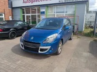 Gebraucht Renault Scénic Dynamique 131 PS (96 kW) 2009 Extremblau Van / Kleinbus
