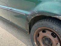 Gebraucht VW Polo 50 PS (36 kW) 1999 Grün Kleinwagen