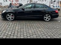 Gebraucht Mercedes E350 231 PS (169 kW) 2010 Schwarz Limousine