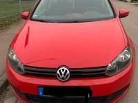 Gebraucht VW Golf VI Trendline 80 PS (58 kW) 2009 Rot Kleinwagen